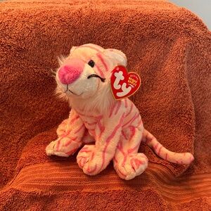Ty Beanie Babies - Mystique the Tiger - Retired 2004 plush toy w/tags